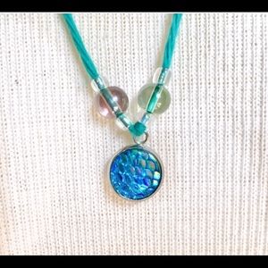 Handmade Mermaid Scale Pendant Bead Necklace